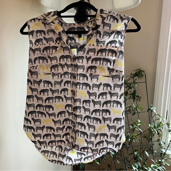 Talbots Tops - Talbots Zebra Tank Top 💕 🦓